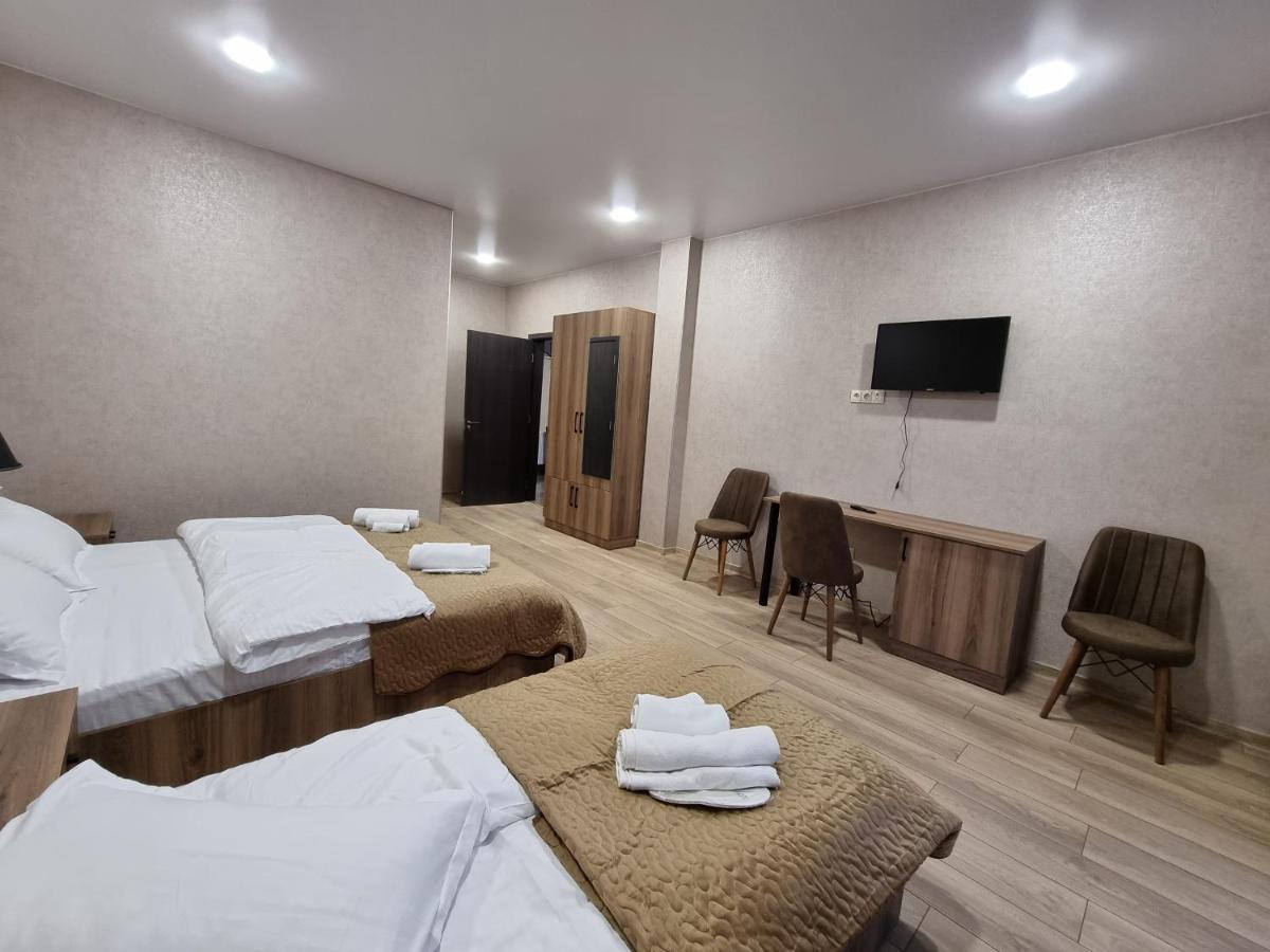 Hotel Sweet Night كازباجي المظهر الخارجي الصورة