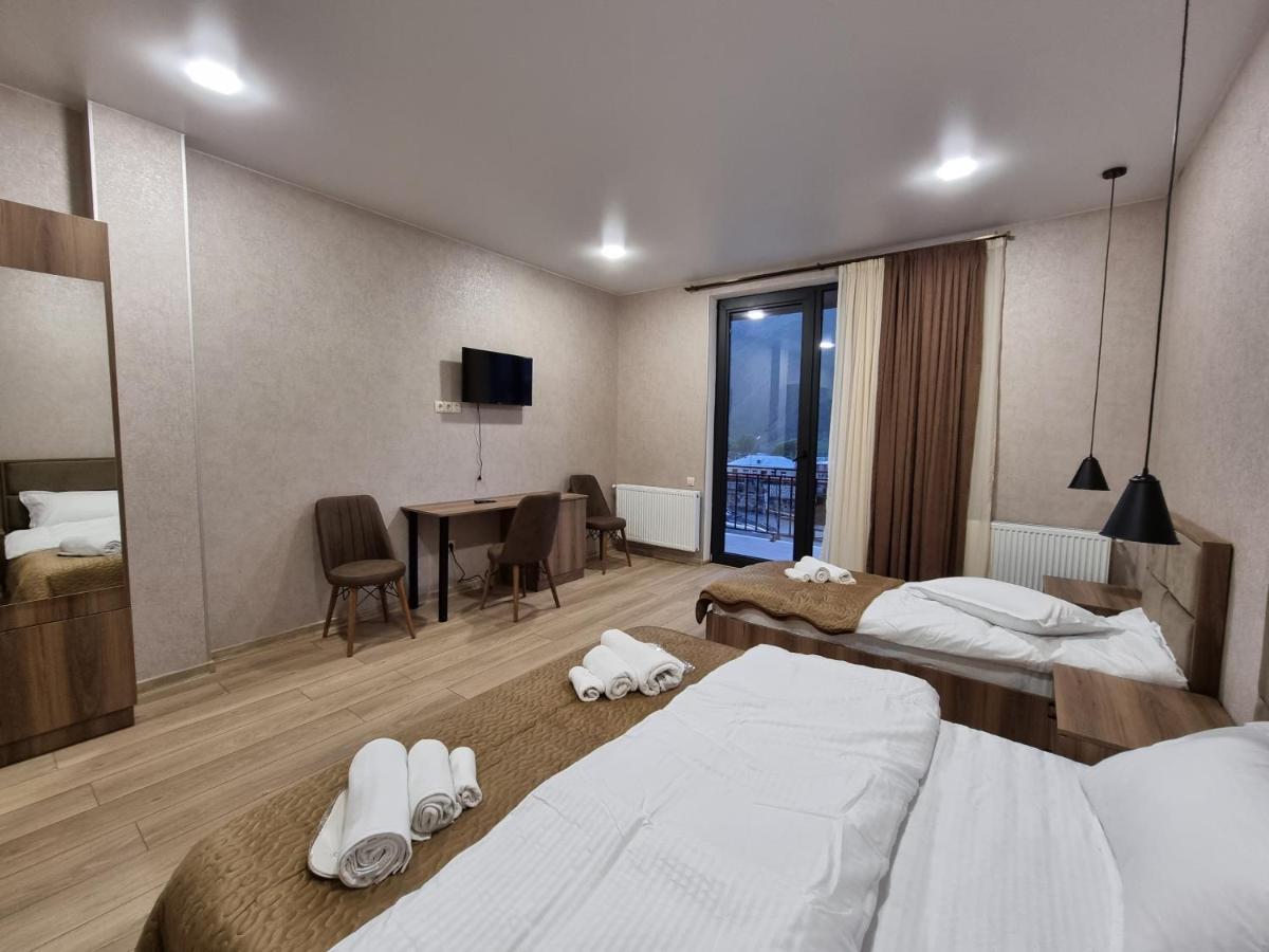 Hotel Sweet Night كازباجي المظهر الخارجي الصورة