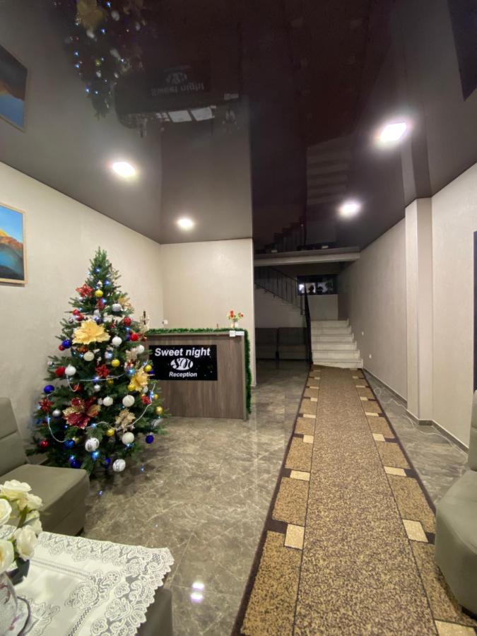 Hotel Sweet Night كازباجي المظهر الخارجي الصورة
