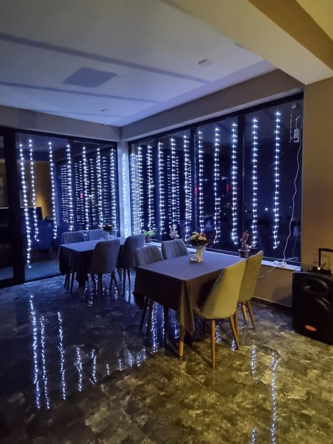 Hotel Sweet Night كازباجي المظهر الخارجي الصورة