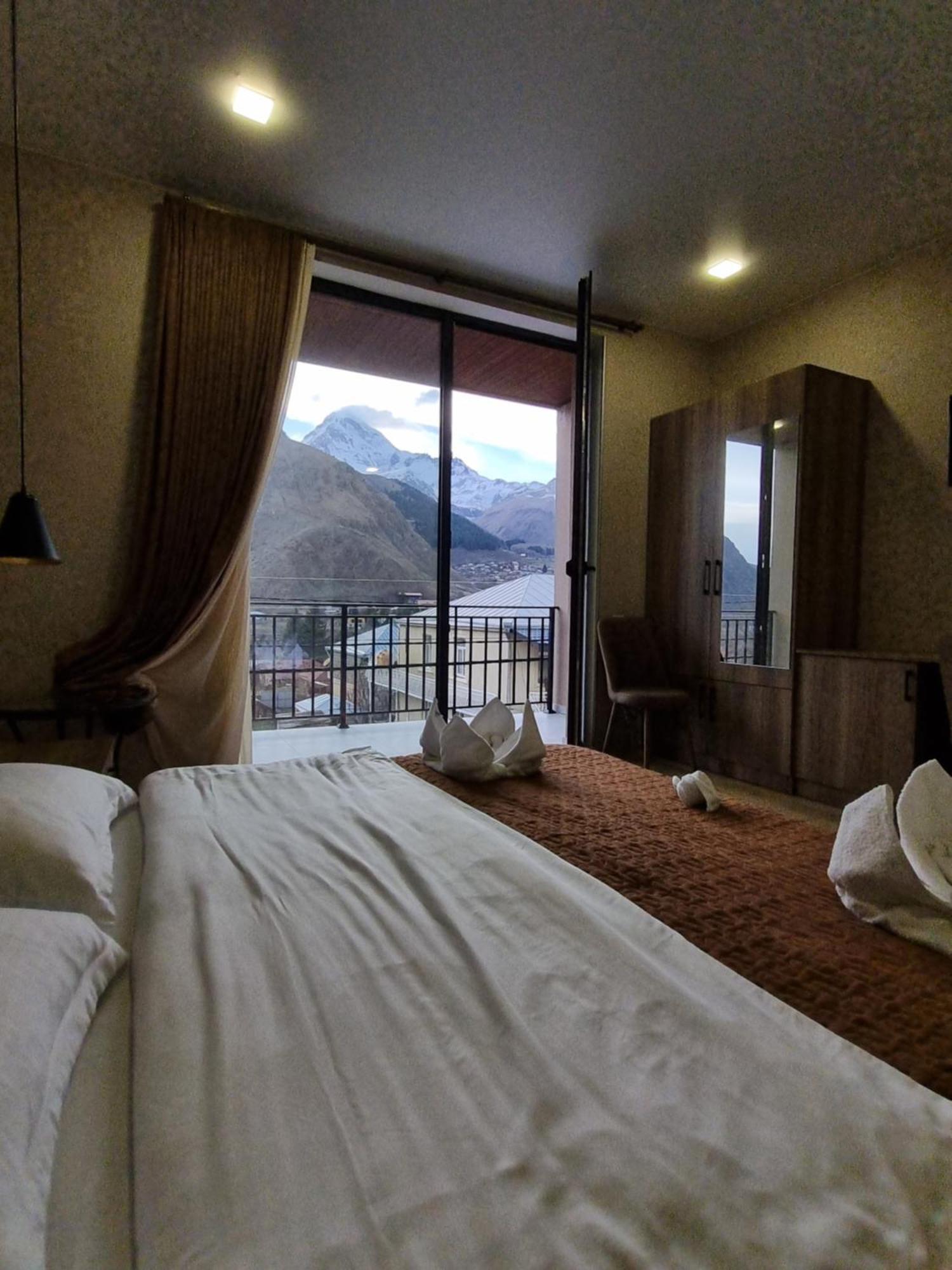 Hotel Sweet Night كازباجي الغرفة الصورة