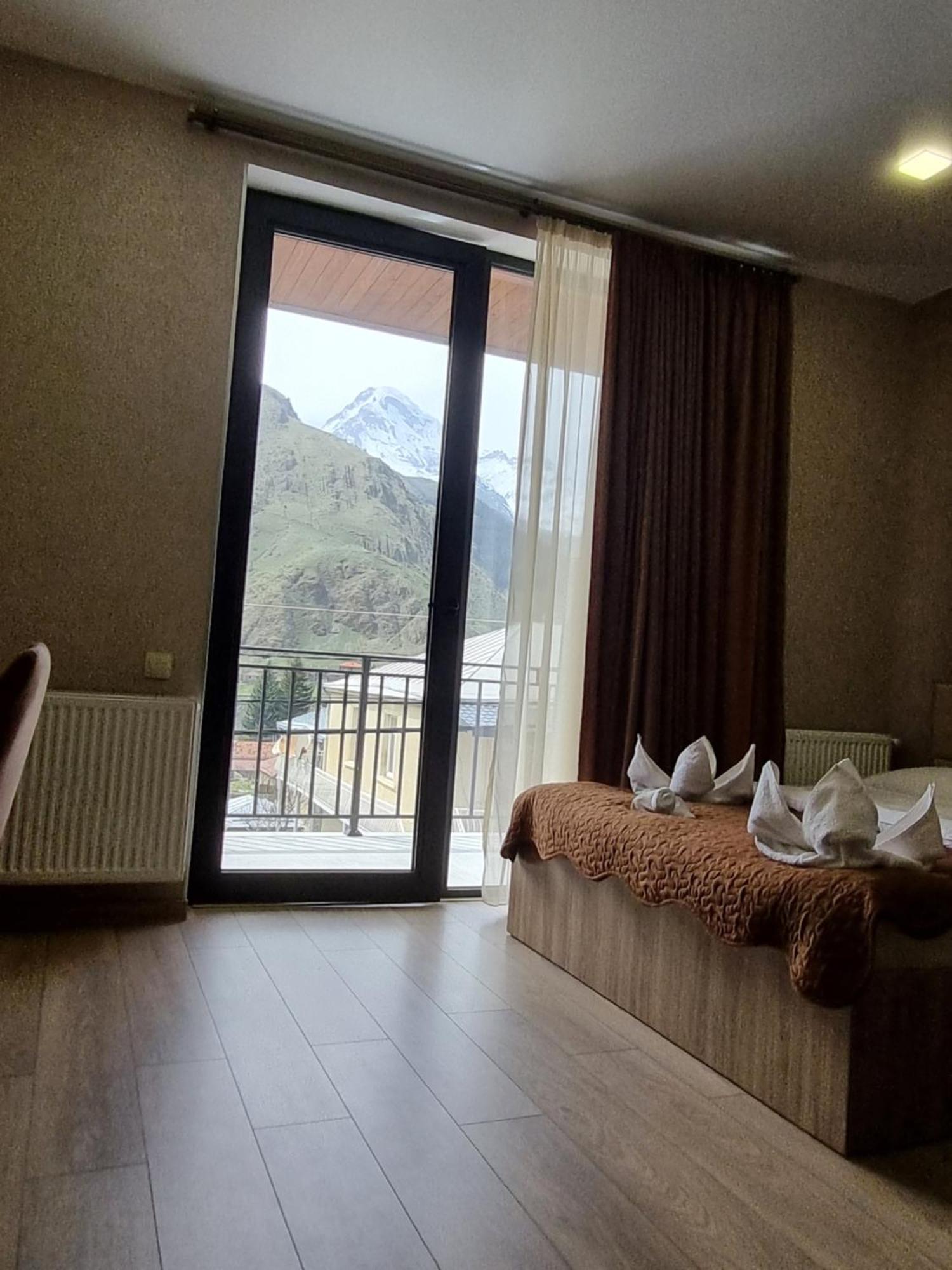 Hotel Sweet Night كازباجي الغرفة الصورة